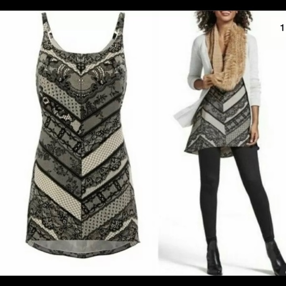 Cabi lace print tunic - Picture 6 of 6